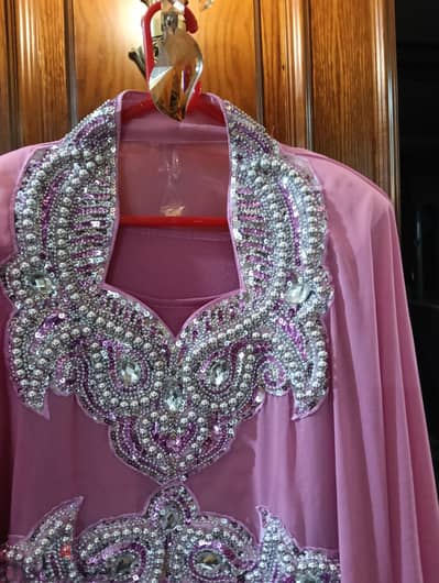 عباية إستقبال مطرزة
