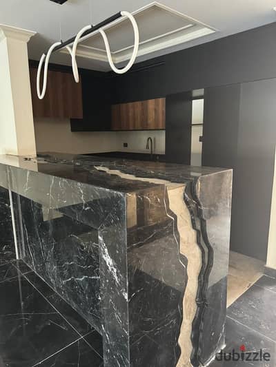 Luxurious . . Azzar compound . . Ready to move . . Resale