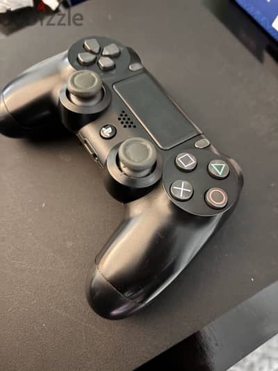 PlayStation 4slim 500GB
