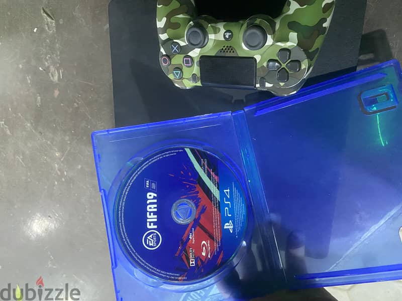 Ps4 slim 2