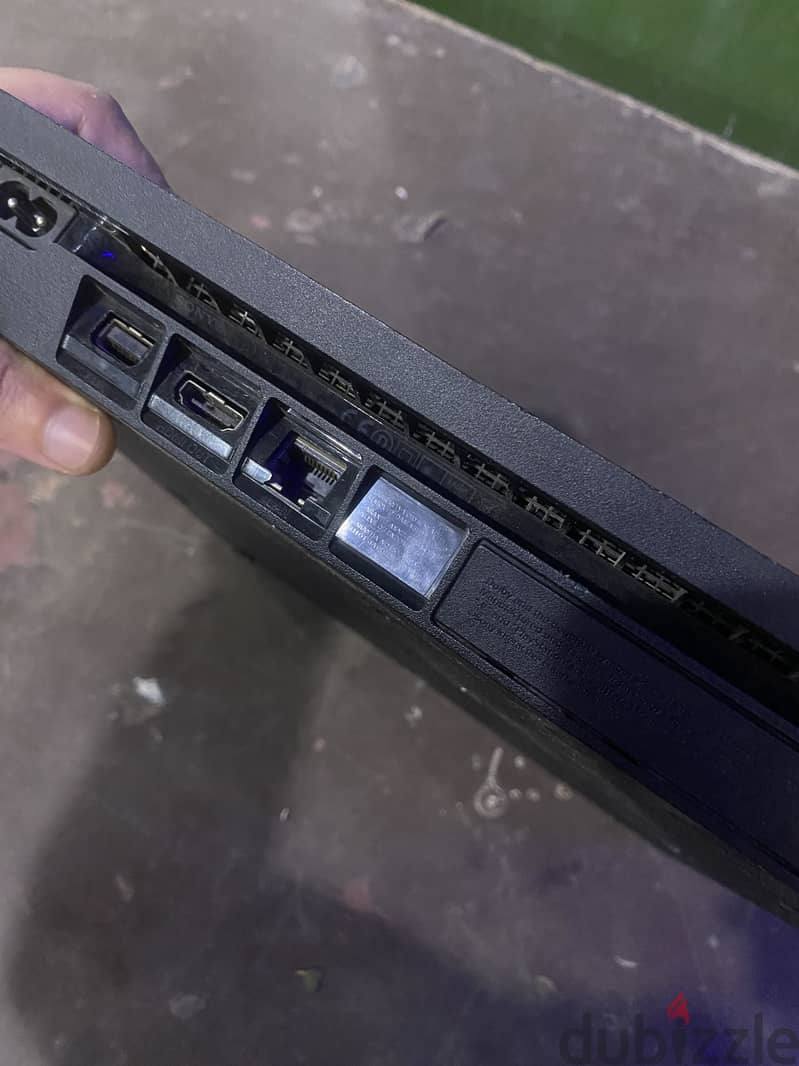 Ps4 slim 3