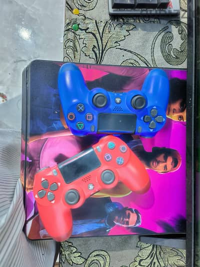PS4. . 500GB