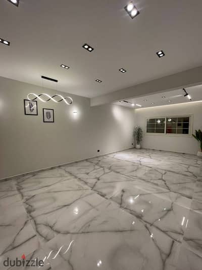 Apartment 180m² for sale on Al-Hegaz Main Street, Heliopolis | 3 rooms, including a master bedroom | Super Lux finishing