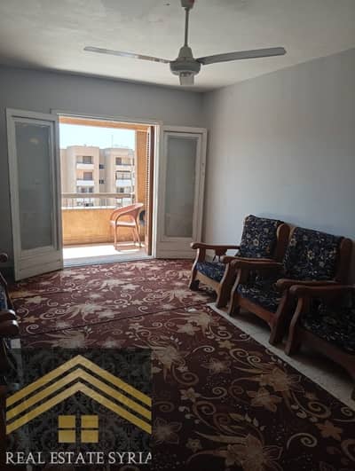 Apartment for rent in the distinguished area next to services, transportation, and universities. It has natural gas and internet for all electrical devices. The rent is 7500, located on the fifth floor.
