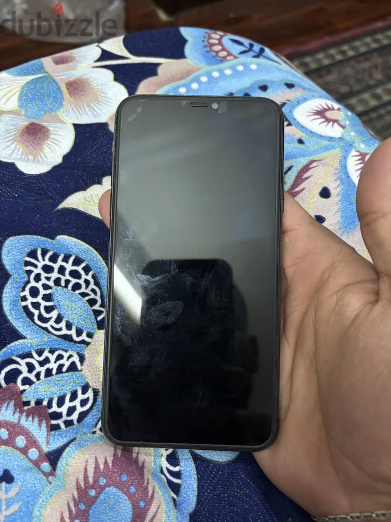 Apple - iPhone 11 Pro Max 8