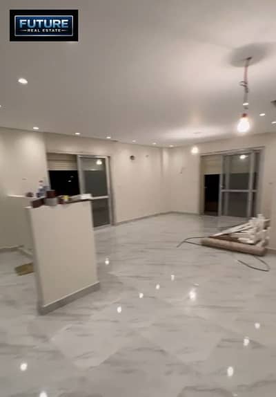 Apartment 148 m + 131 m garden in Sarai Future City compound