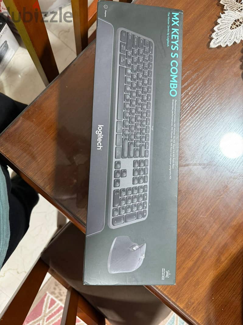 logitech 1
