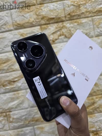 Huawei Pura 80  Pro  512 giga 12 ram متحطش فيه شريحه