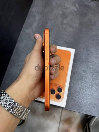 آبل - آيفون 17 برو ماكس