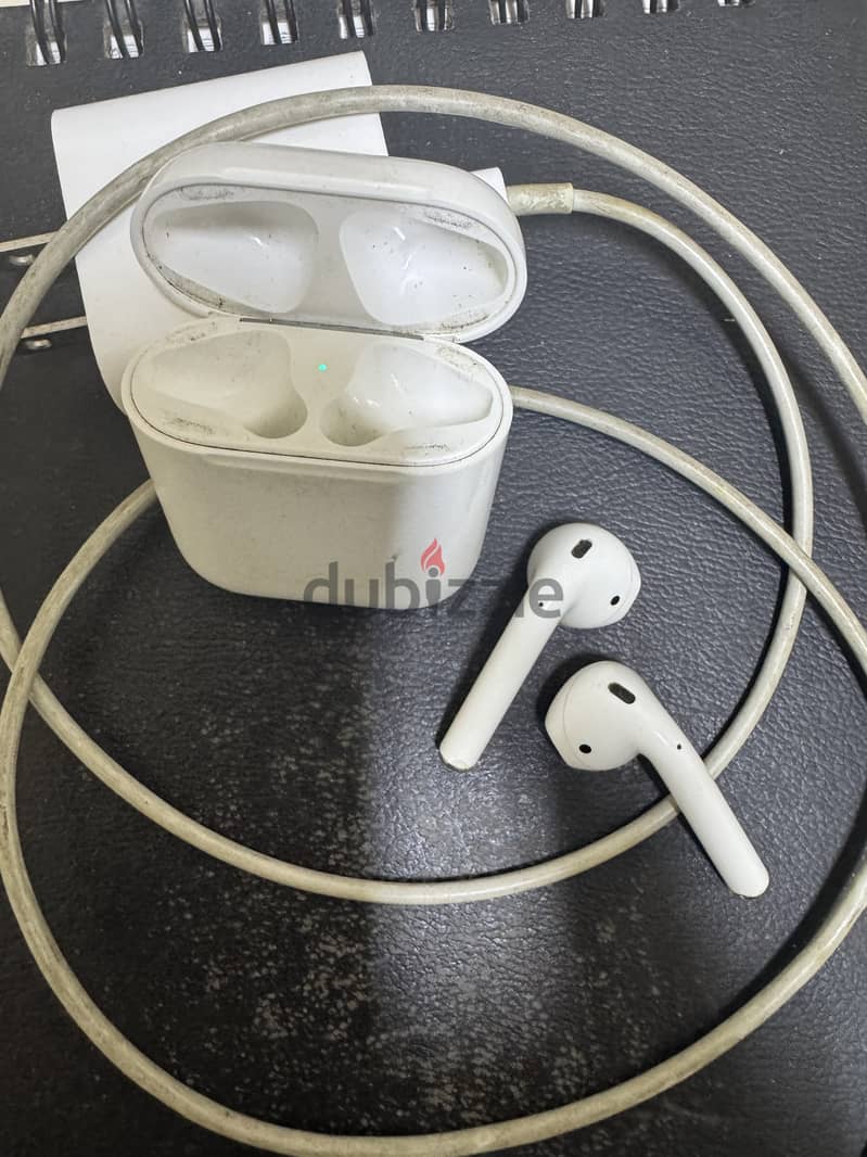 Apple airpod Generation 2 1