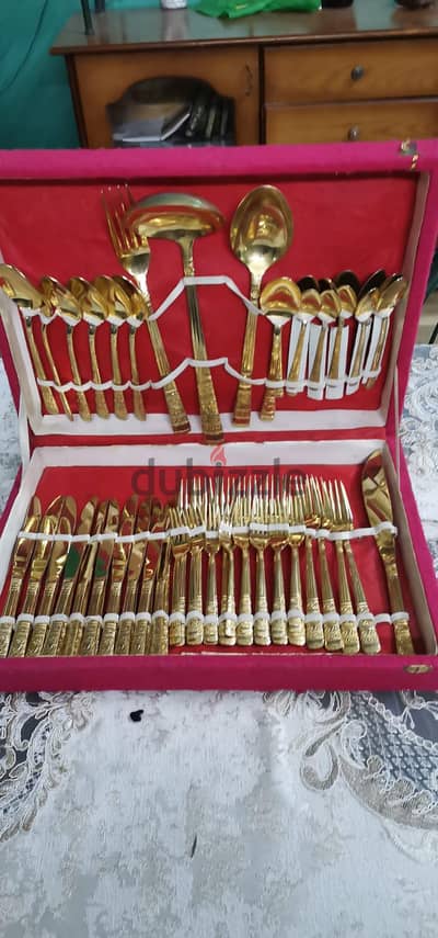 شنطه معالق ذهبيه بالكامل