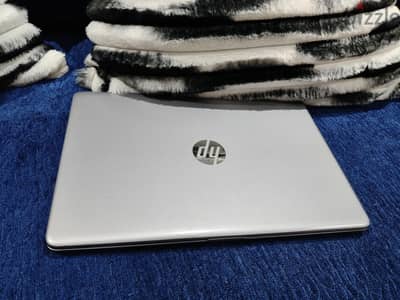 لاب توب اتش بي  250 جي 9