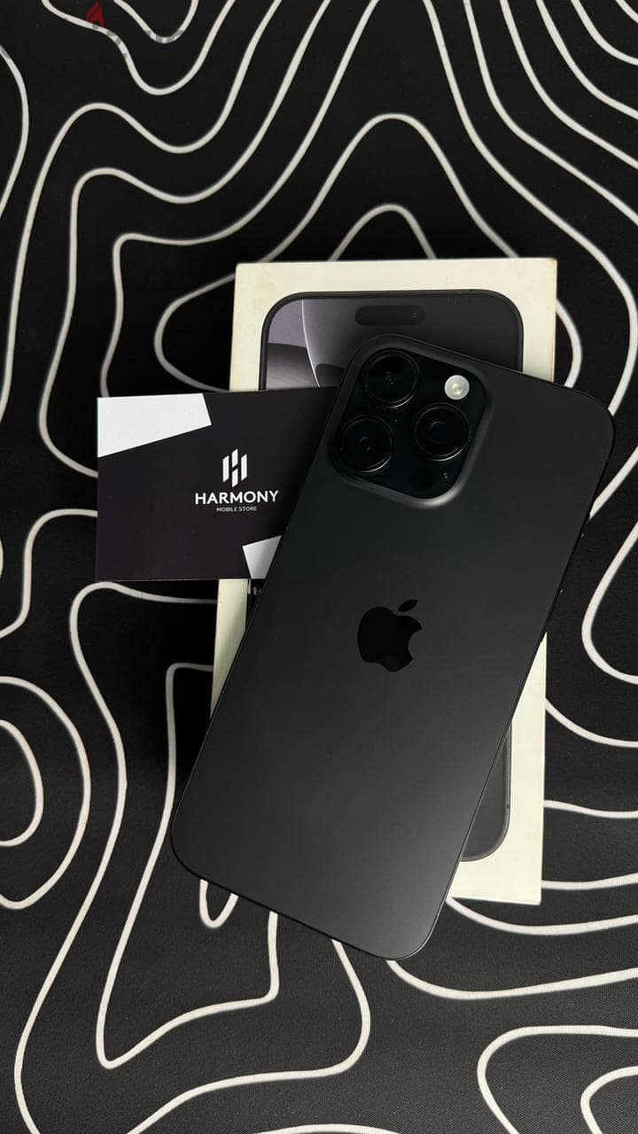 iPhone 16 pro max 4