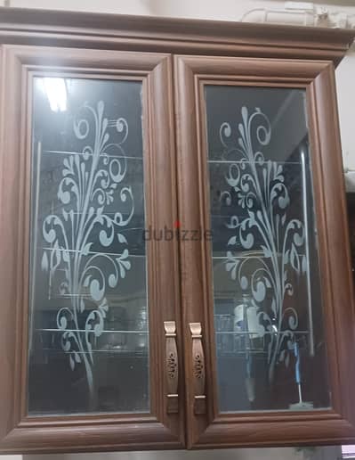 مطبخ خشمونيوم