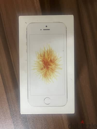 Apple - iPhone SE