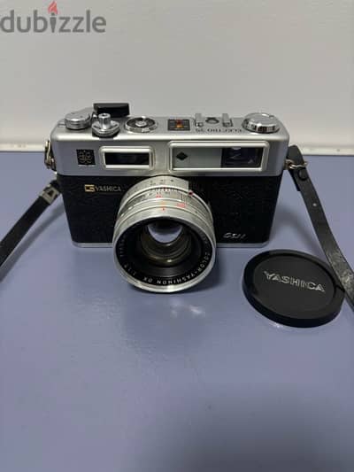 كاميراGSN35 yashica بحالة ممتازة جدا ياباني اصلي