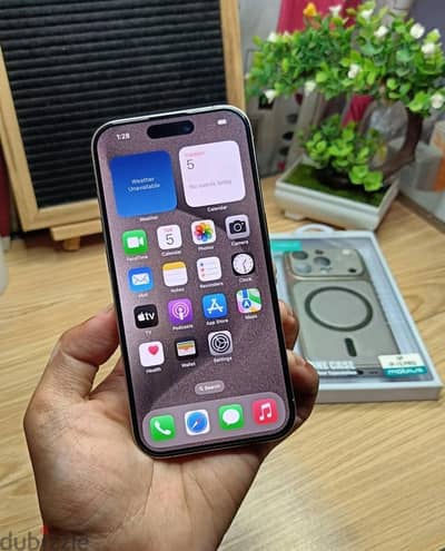 آبل - آيفون 15 برو