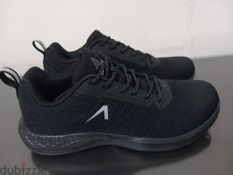 Active shoes size 41 1