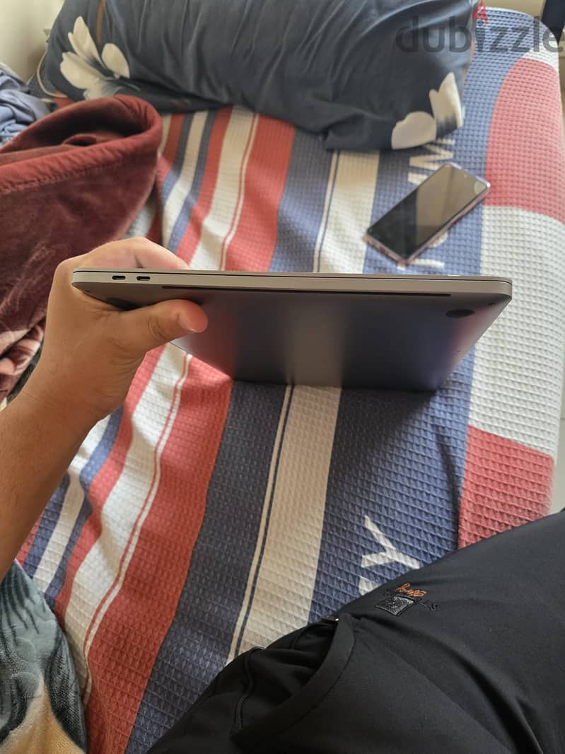MacBook pro  4