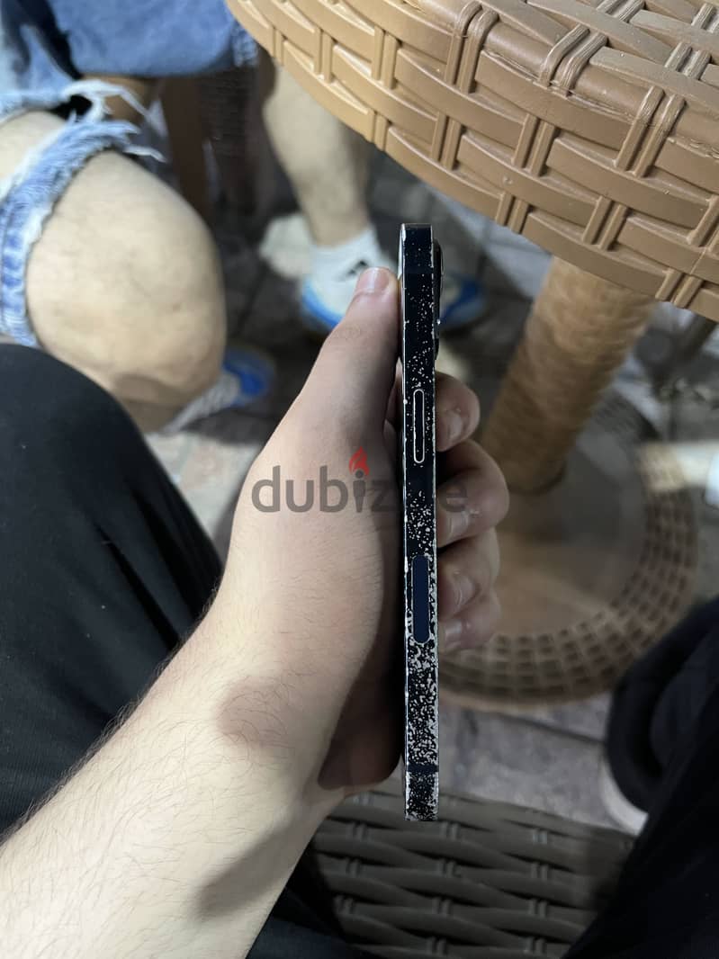 Apple - iPhone 13 4