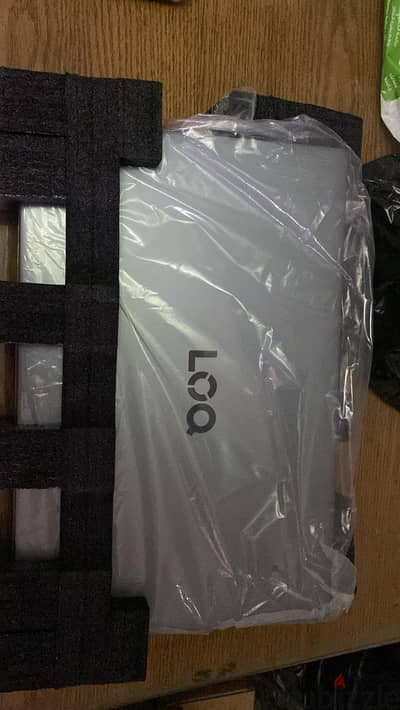 Lenovo Laptop New For Sale ( with box all included charger & mouse )