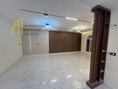 A golden opportunity to own a luxurious apartment with hotel finishing in the finest areas of my city