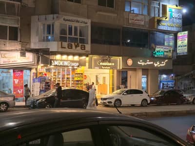 محل تجاري في أفضل موقع تجاري علي شارع جمال عبد الناصر من المالك مباشرة