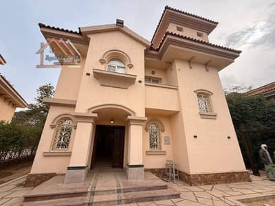 فيلا ستاند ألون للبيع فى مدينتي نموذج g  برايم لوكيشن  فيلا مميزة جدًا بحمام سباحة خاص على وجهة بحري صريح