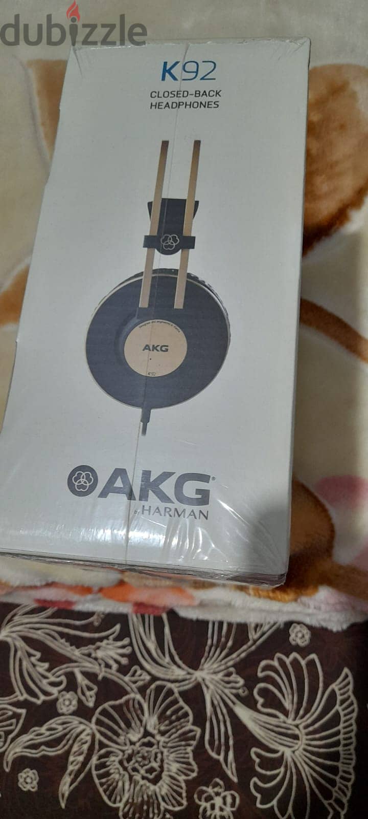 AKG- K92 Closed- Back Headphones 1