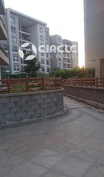 شقة للإيجار مفروشة بالكامل في كايرو فيستيفال سيتي CFC التجمع الخامس مرحلة Festival Living مساحة 165 متر