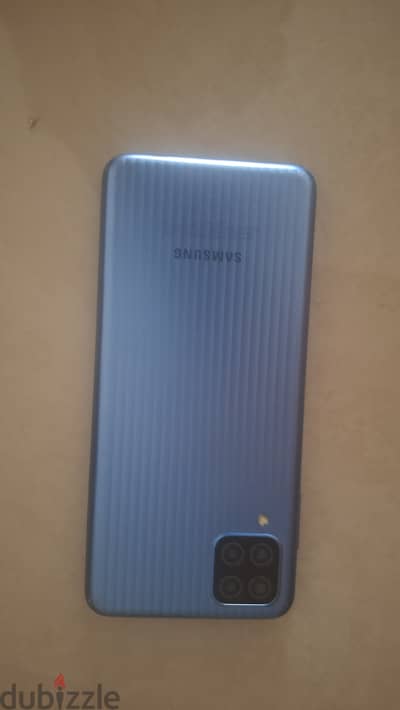 Samsung m12