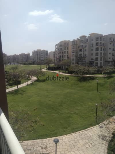 Apartment for rent in Madinaty Law in View and Wide Garden at a catch price of 140m space B1