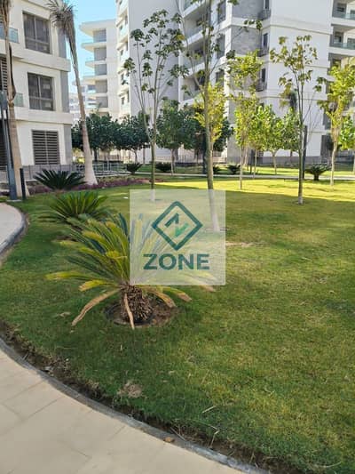 Apartment for sale, 147 sq m, garden view, total price 8 million, with garage, commercial space available.