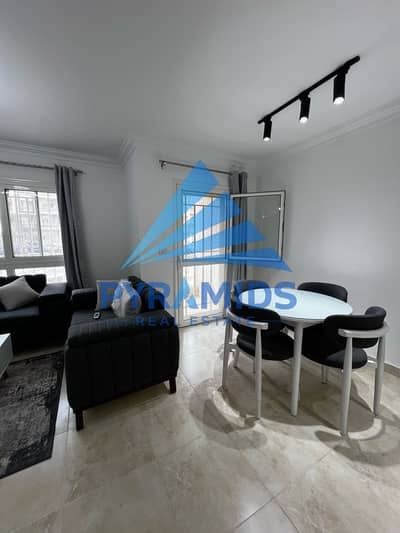 للبيع استوديو مميز في مدينتي – B12  فرصة استثمارية وسكنية رائعة لامتلاك استوديو جاهز بالكامل بالفرش والأجهزة في واحدة من أحدث مراحل مدينتي وأكثرها طلب