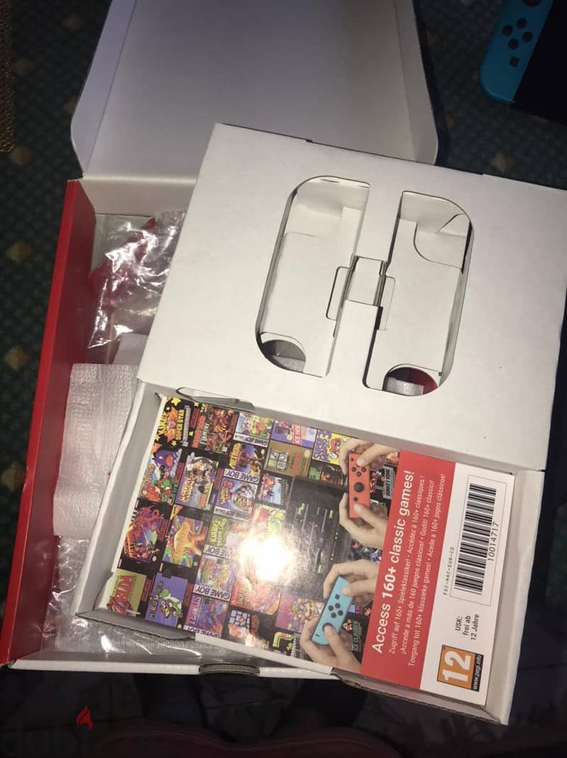 Nintendo switch اصدار oled بحالة ممتازة 14