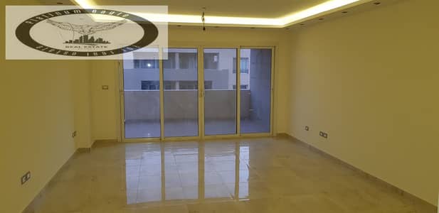 شقة للايجار بالمطبخ التجمع الخامس كمبوند ذا سكوير  فيو جاردن  الجولدن سكوير  تشطيب سوبر لوكس