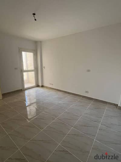 Opportunity in B12 apartment with a total of 3,400 installments over 12 years paid 1,090,000 group 123 Talaat Mustafa apartment three rooms and two bathrooms