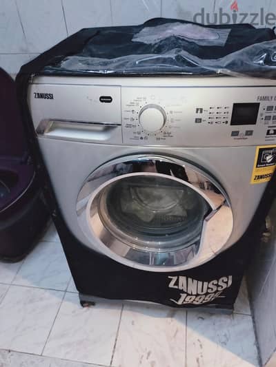غسالة Zanussi Front Load Family