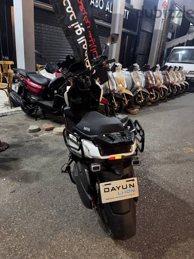 Dayun li ion 100 kph fast electric