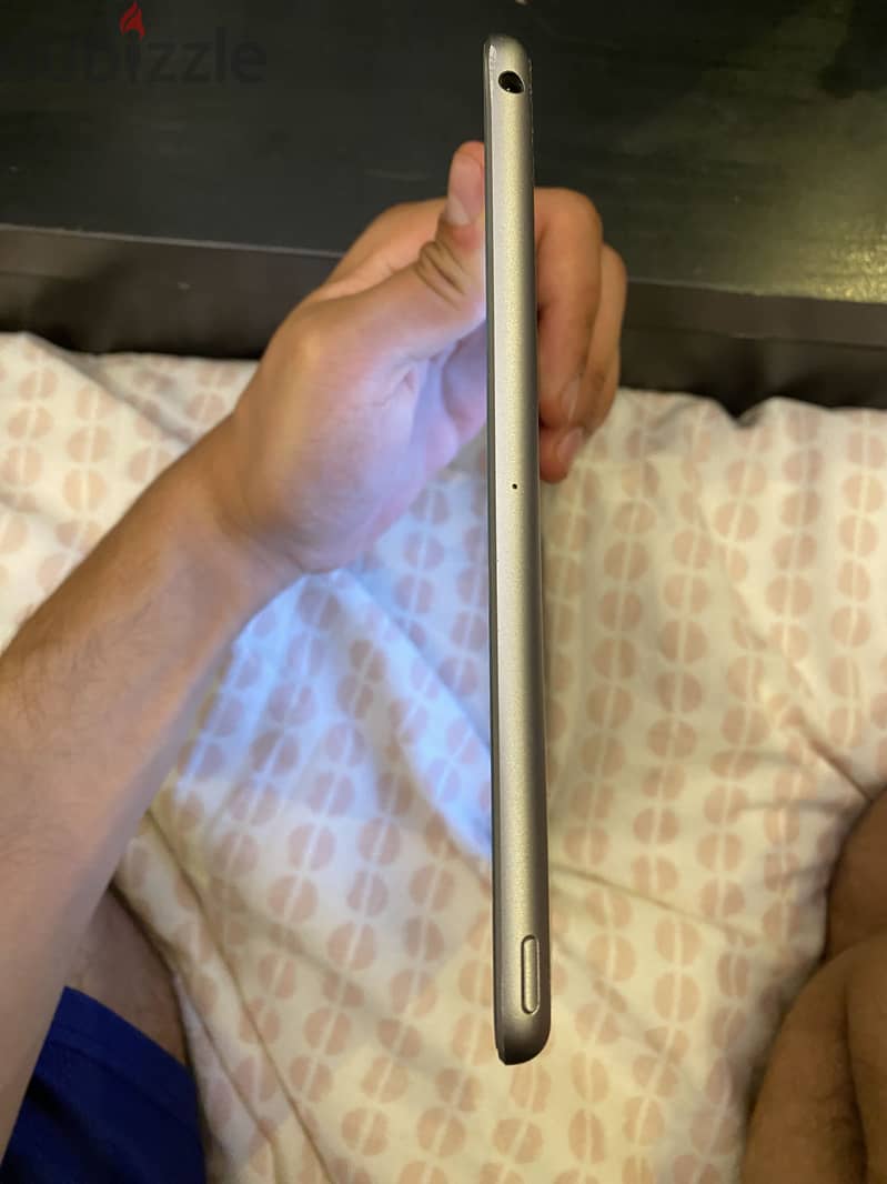 iPad 5th Generation - 2017 2