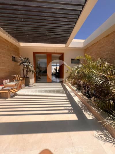 فيلا أول صف على اللاجون والبحر… ده مش بيت، ده إطلالة بتغيّر حياتك! | Standalone Villa | Silver Sands | ORA