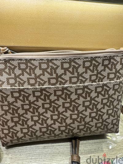 شنطة DKNY Original Crossbody