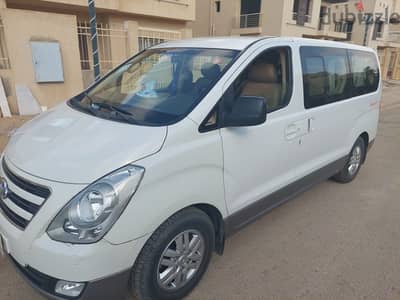 Hyundai H1 for Rent\ لإيجار – هيونداي H1 بحالة ممتازة