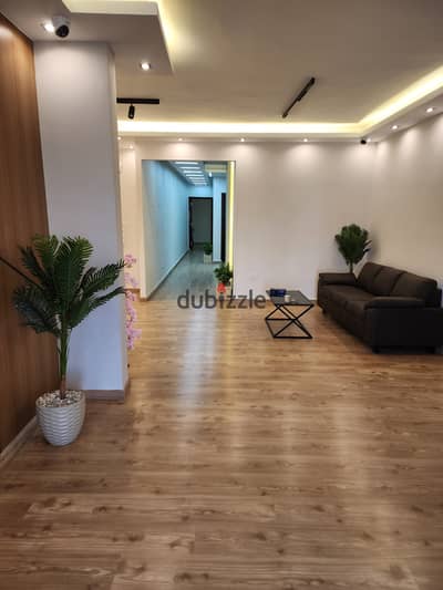 Apartment for rent 240 meters on a main street, Sheikh Zayed, suitable for all purposes and companies, administrative