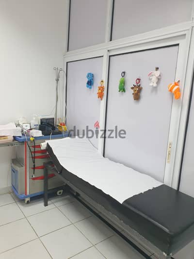 عيادة كبيرة للبيع من المالك مباشرة  Clinic for sale from owner