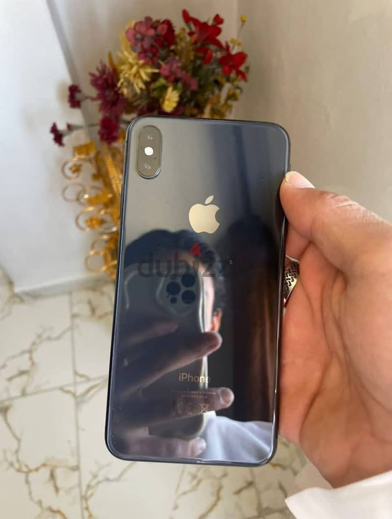 آيفون اكس إس ماكس 3
