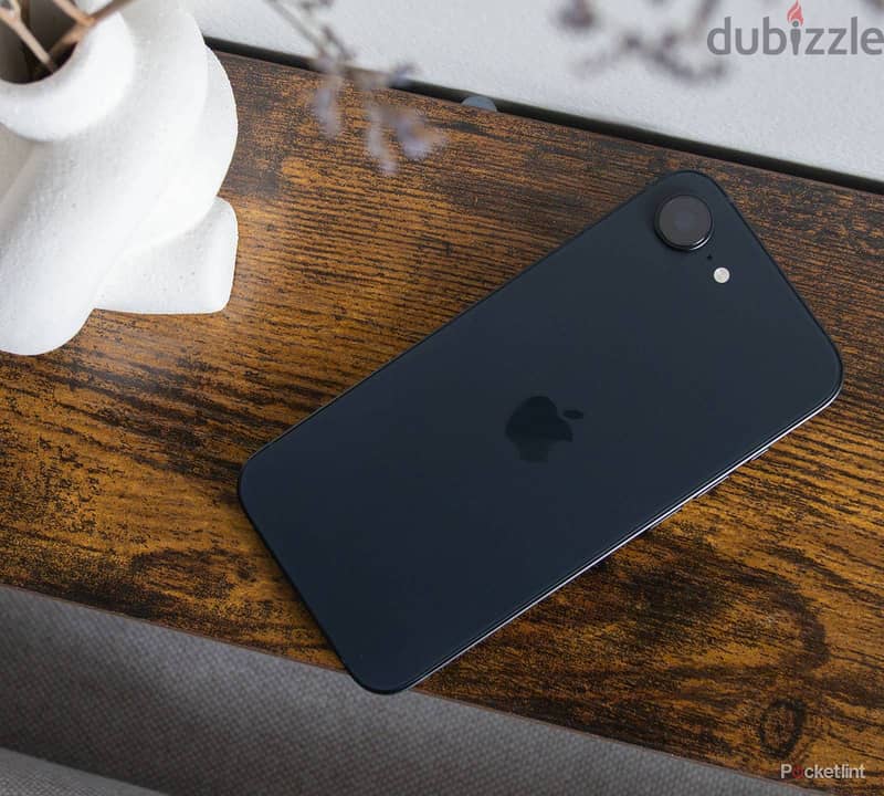 Apple - iPhone 16e 2
