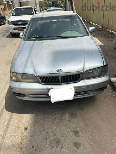 نيسان صني 2000