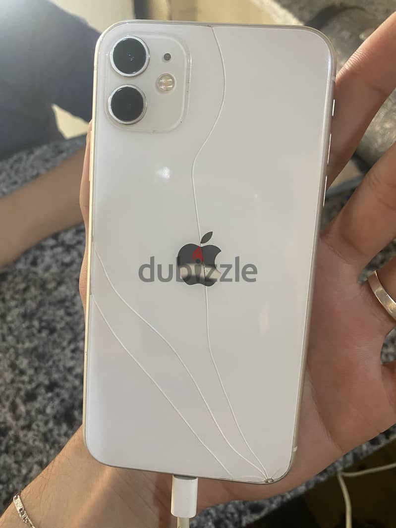Apple - iPhone 11 4