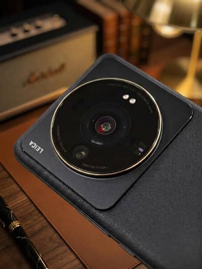 فرصه للبيع أو للبدل ب xiaomi 12s ultra 512-12 شاومي 12 اس الترا